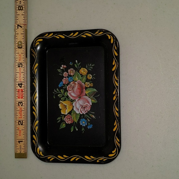 Floral Pattern Metal Tip Trinket Tray Set of 4 - Picture 12 of 13